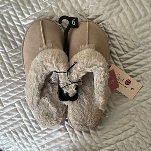 Secret treasures house shoes